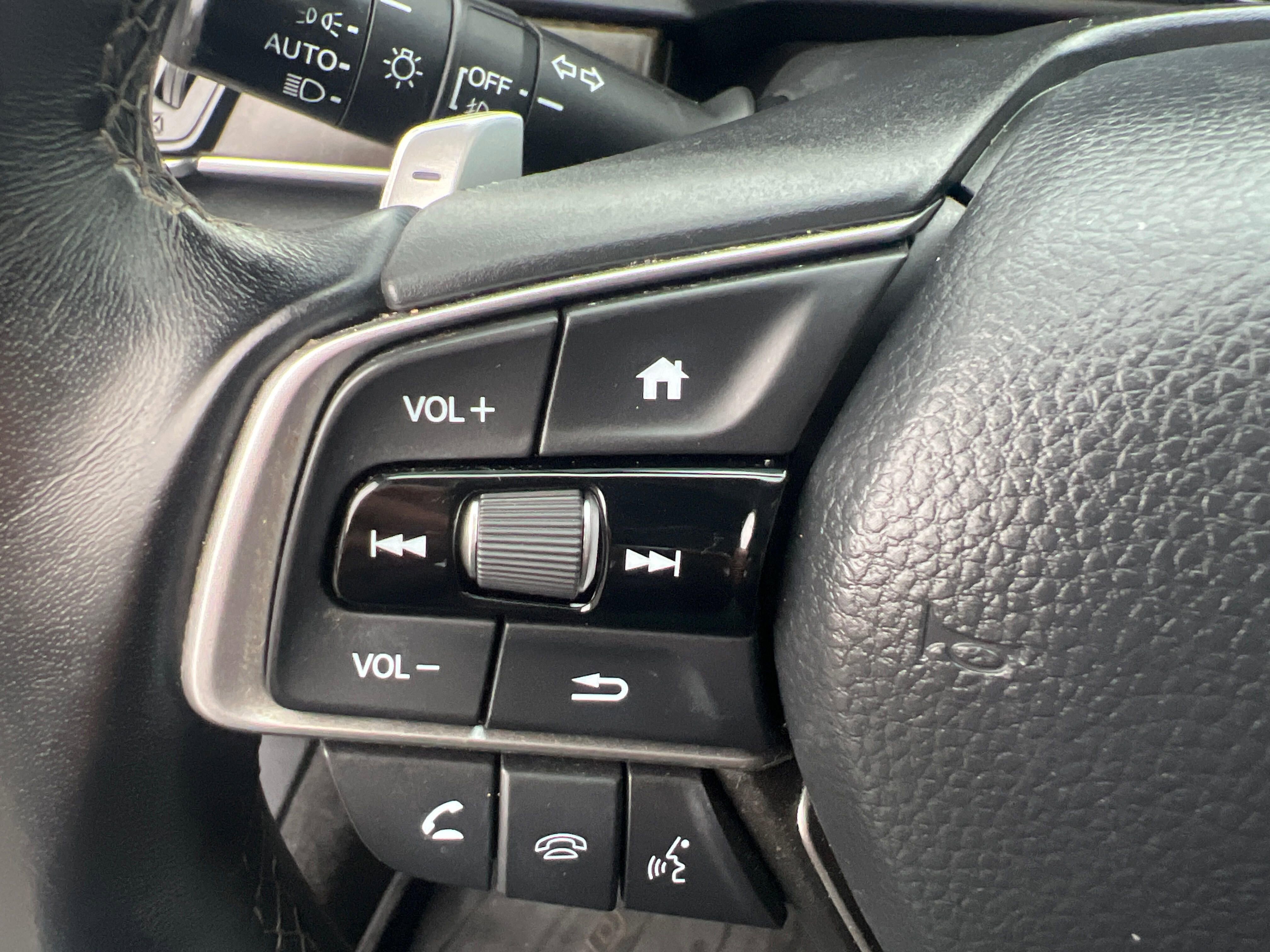 Used 2020 Honda Accord Touring image 20