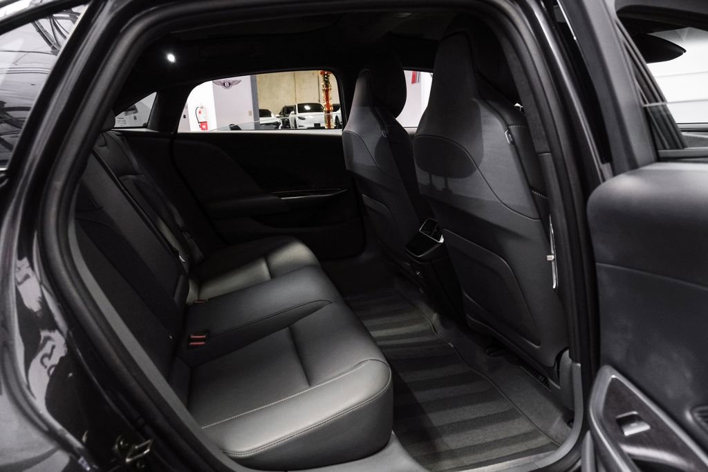 Used 2024 Lucid Air Touring image 35