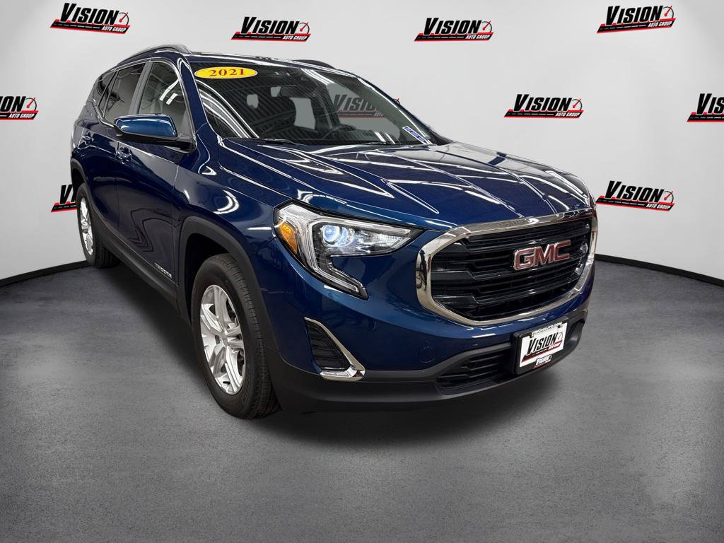 Used 2021 GMC Terrain SLE w/ Driver Convenience Package FWD image 3