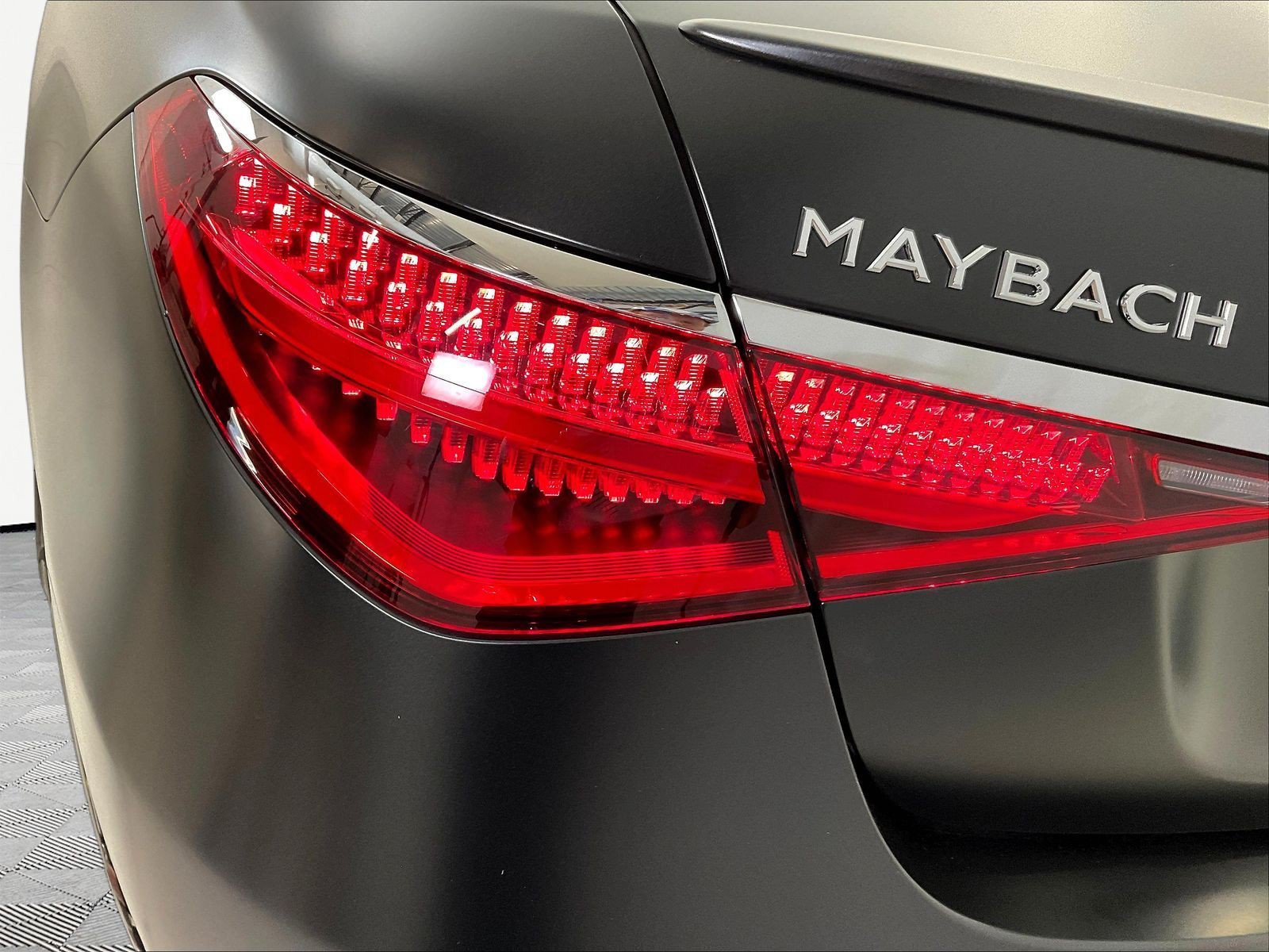 Certified 2024 Mercedes-Benz Maybach S 680 4MATIC image 23