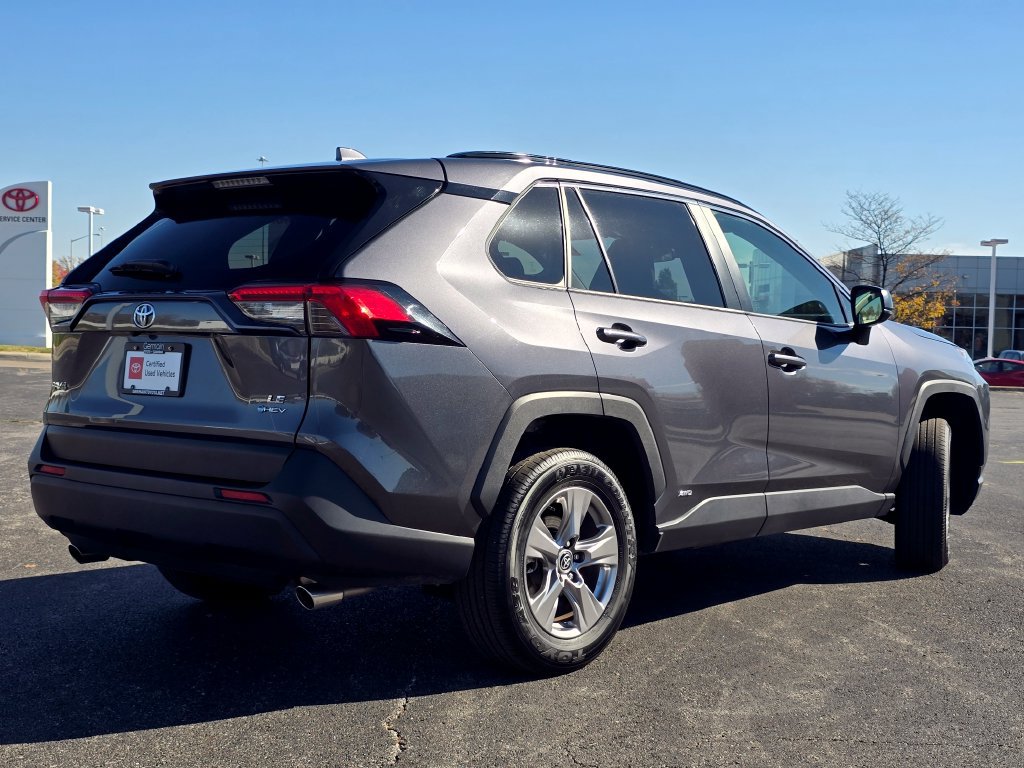 Certified 2025 Toyota RAV4 LE AWD/4WD image 14