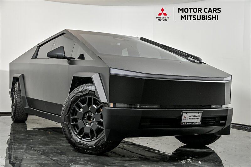 Used 2024 Tesla Cybertruck AWD Crew Cab