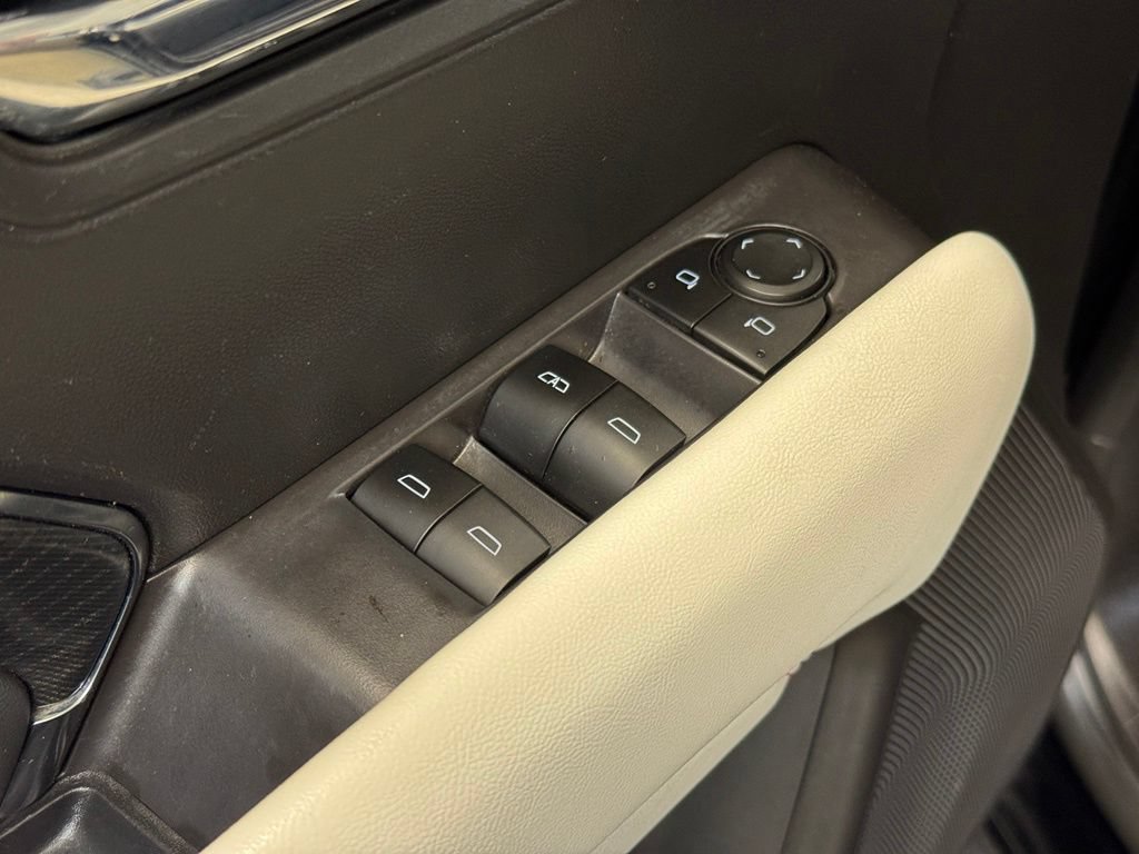 Used 2023 GMC Canyon AT4X AWD/4WD image 12