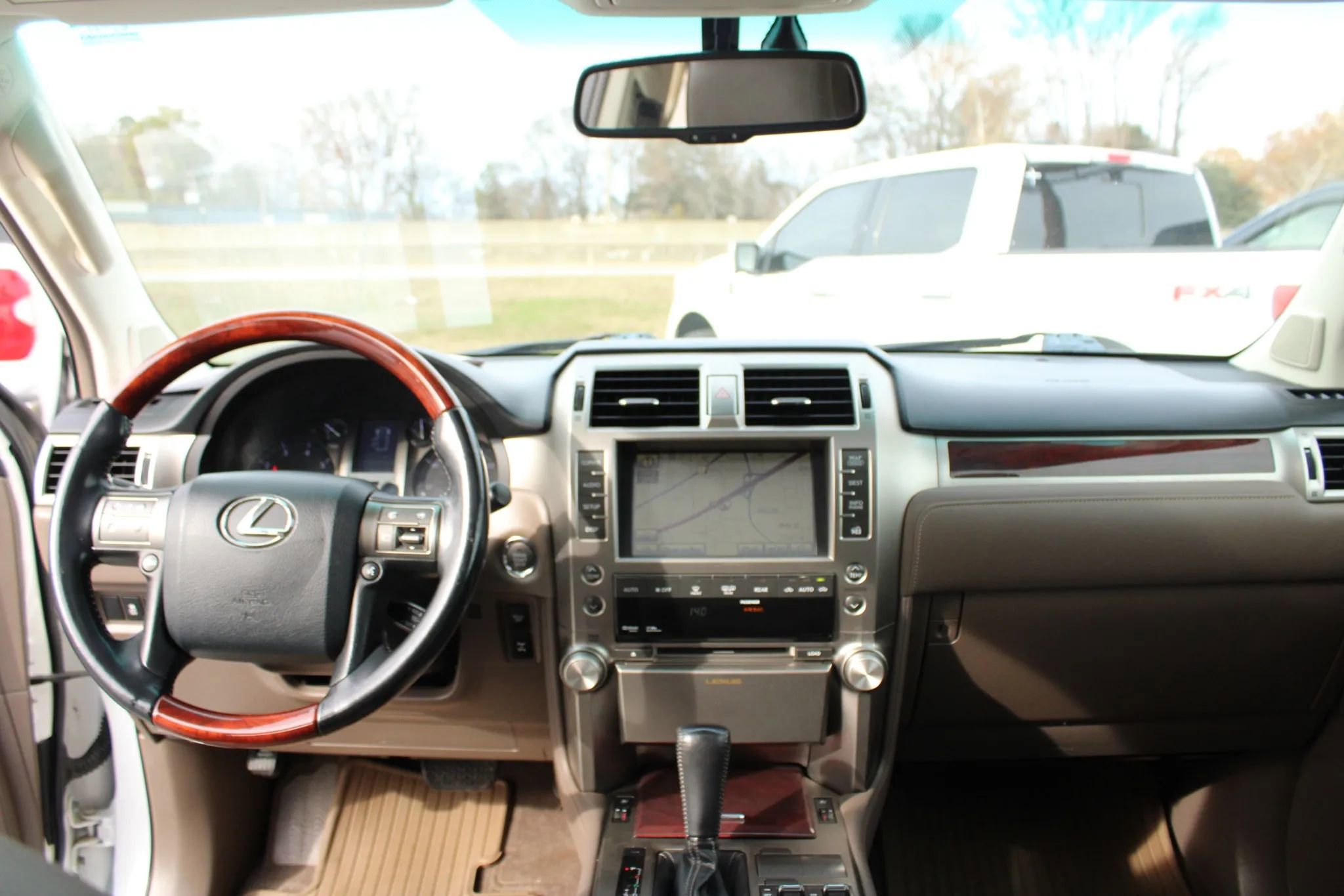 Used 2011 Lexus GX 460 image 21