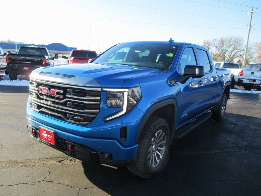 Used 2022 GMC Sierra 1500 AT4 w/ AT4 Premium Package image 10