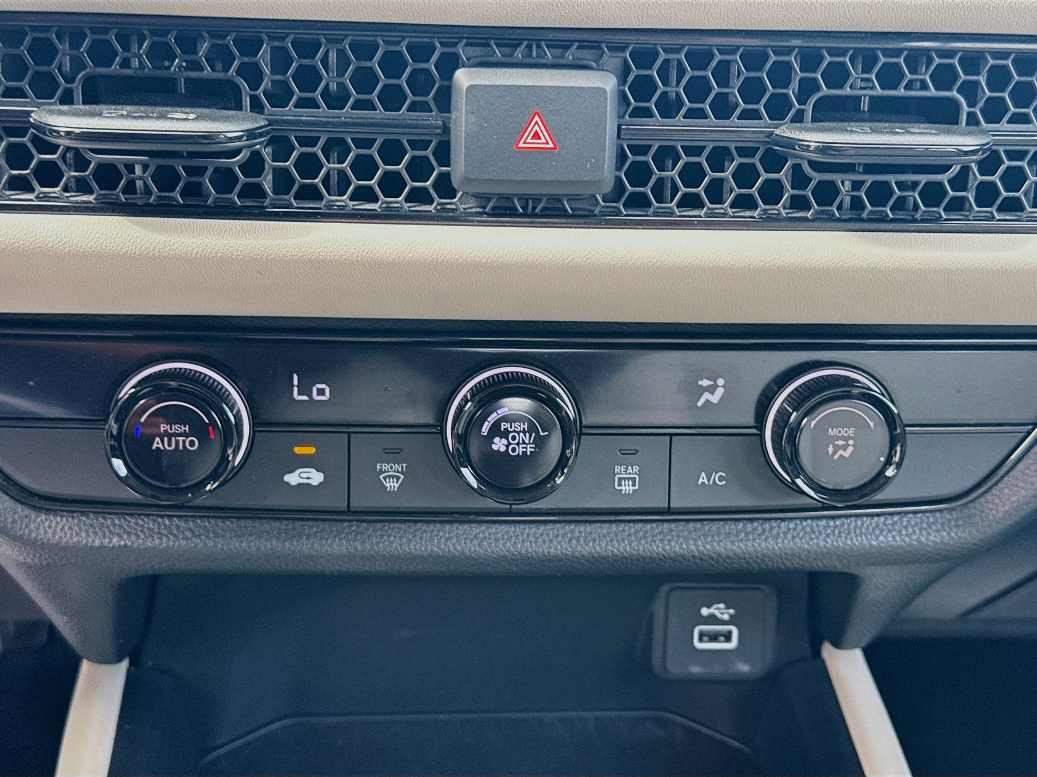 Certified 2024 Honda HR-V LX image 14