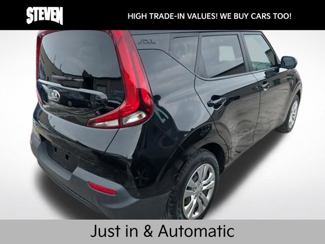 Used 2020 Kia Soul LX image 3