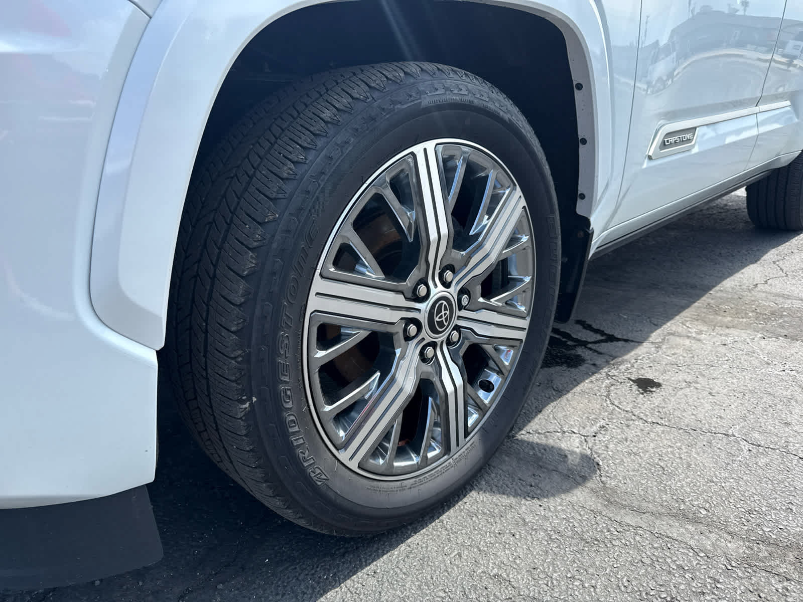 Used 2024 Toyota Sequoia Capstone AWD/4WD image 2