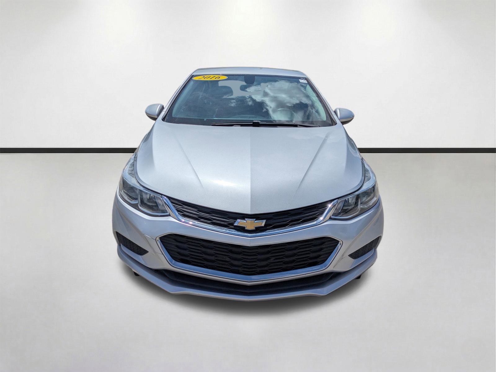 Used 2016 Chevrolet Cruze LS FWD image 3