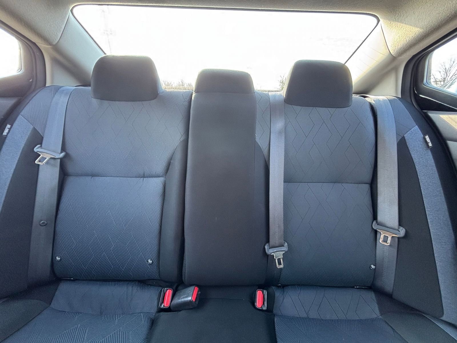 Used 2025 Nissan Versa SV FWD image 36