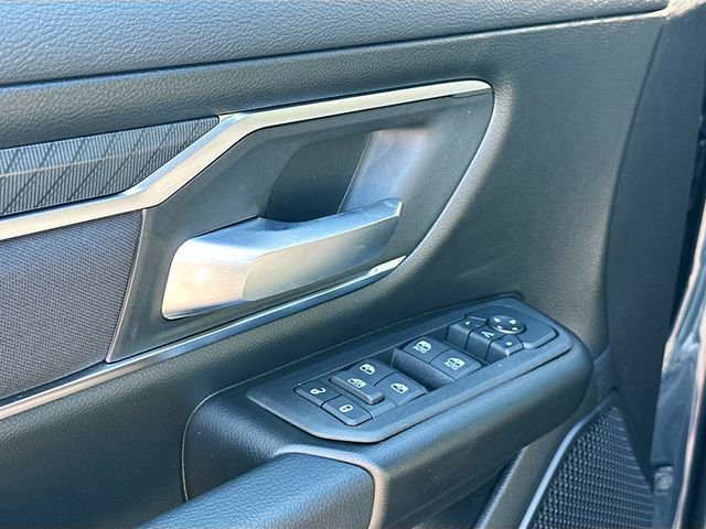 New 2026 RAM 1500 4x4 Crew Cab image 13