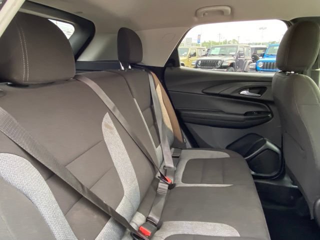 Used 2023 Chevrolet TrailBlazer LT w/ Convenience Package FWD image 23