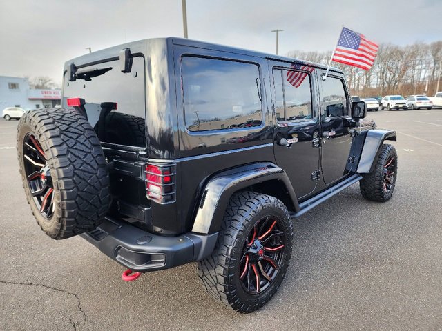 Used 2016 Jeep Wrangler Unlimited Rubicon image 7
