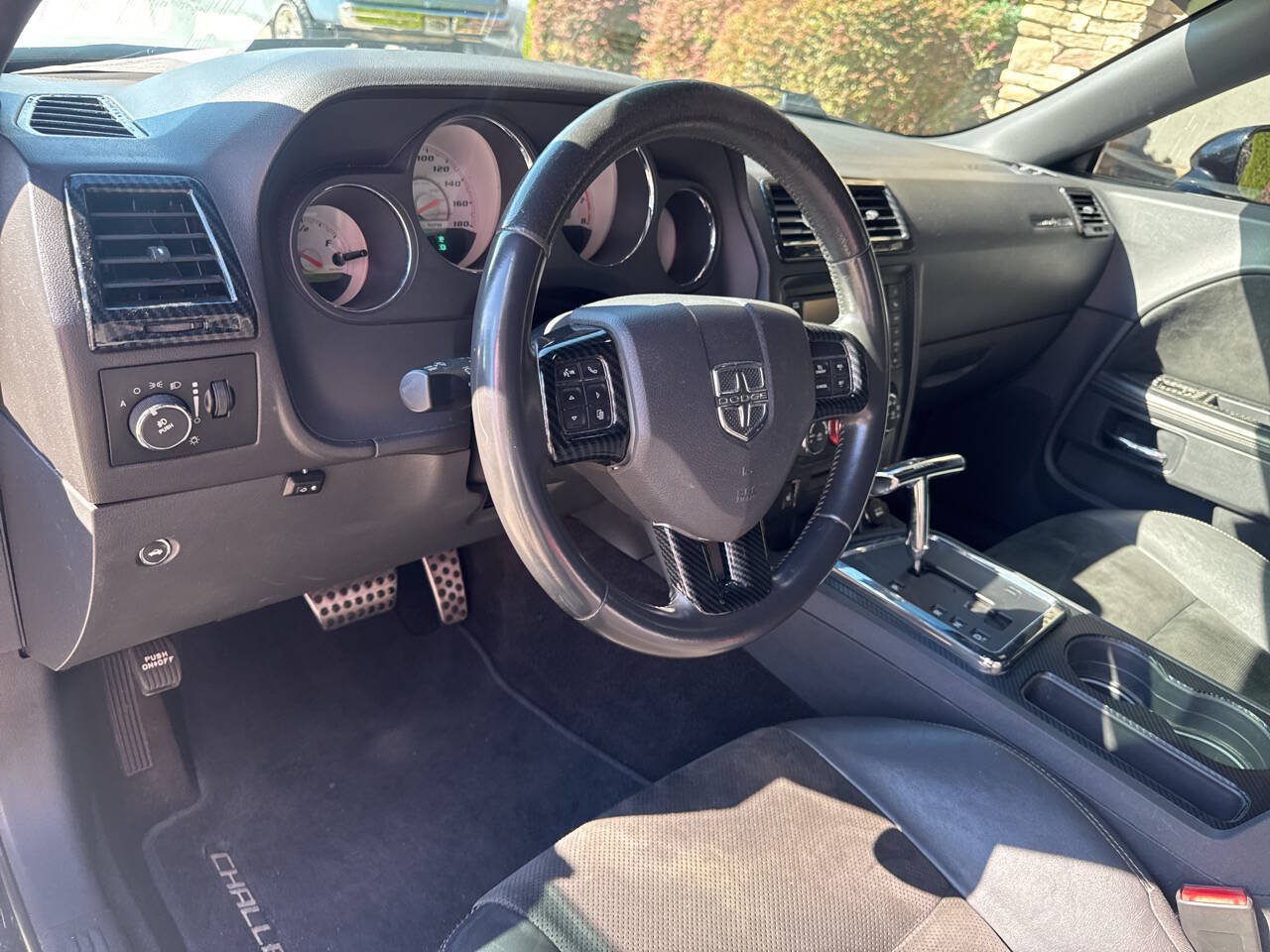 Used 2011 Dodge Challenger SRT8 RWD image 10