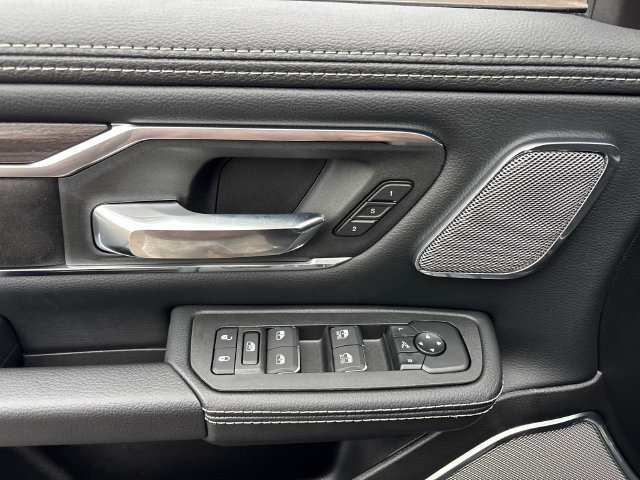 New 2027 RAM 1500 Laramie AWD/4WD image 15