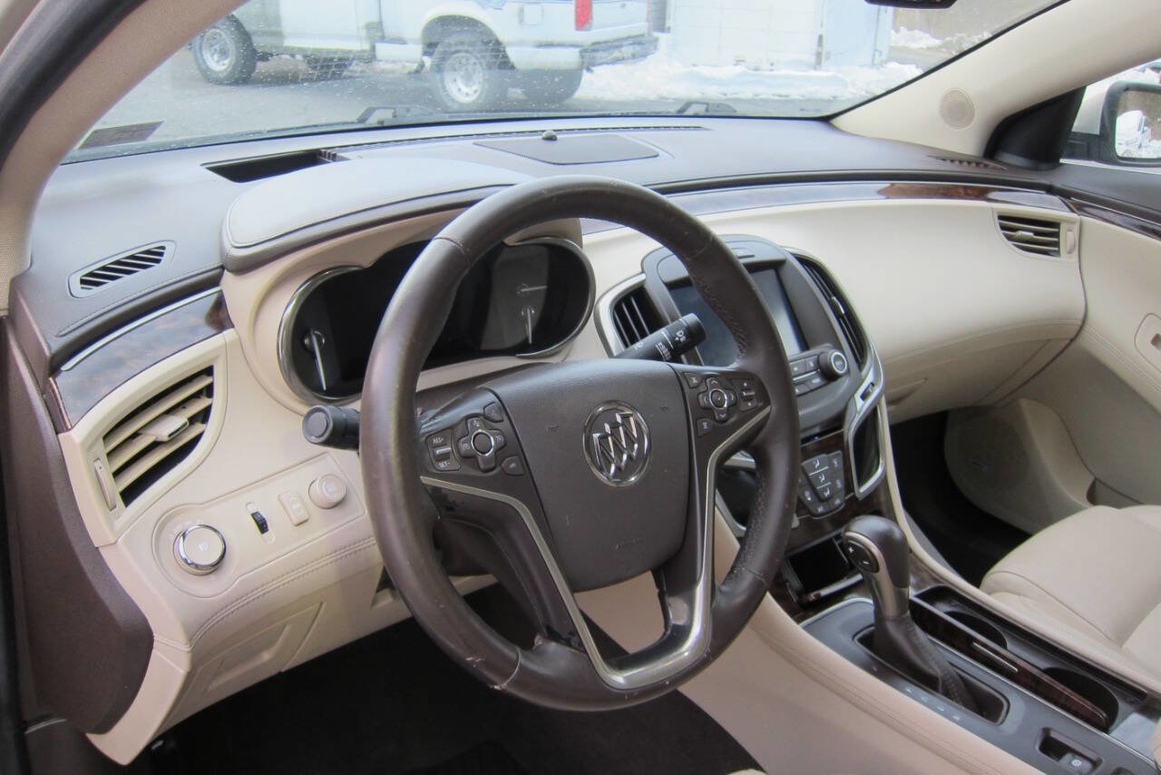 Used 2014 Buick LaCrosse Leather w/ Driver Confidence Package image 8