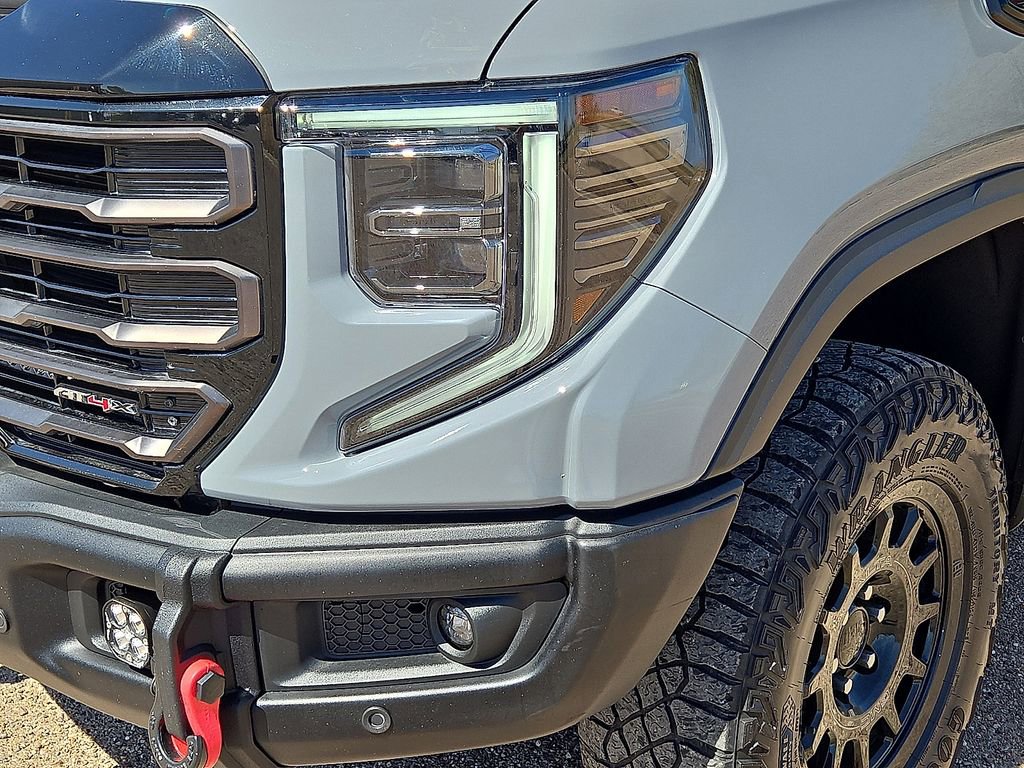 Used 2024 GMC Sierra 1500 AT4X w/ AT4X AEV Edition image 10