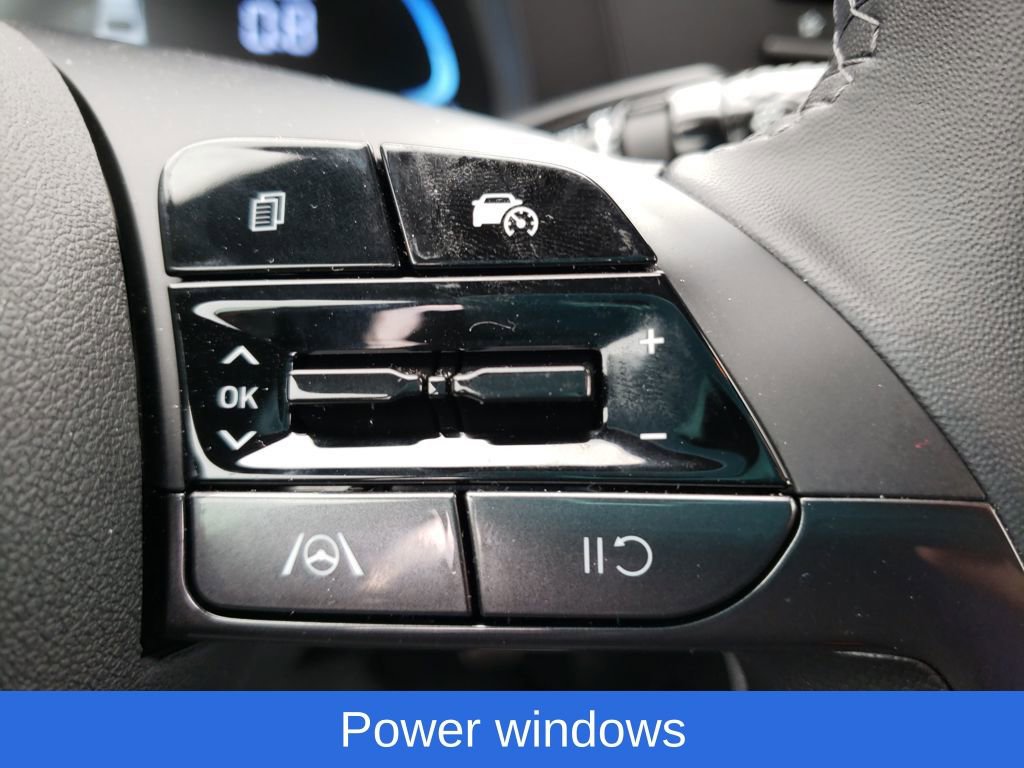 Used 2026 Hyundai Elantra Sport FWD image 13