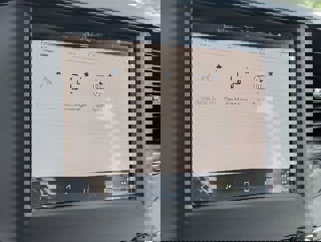 Used 2024 RAM 5500 Tradesman w/ Chrome Appearance Group image 19