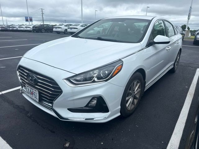 Used 2019 Hyundai Sonata SE FWD image 2