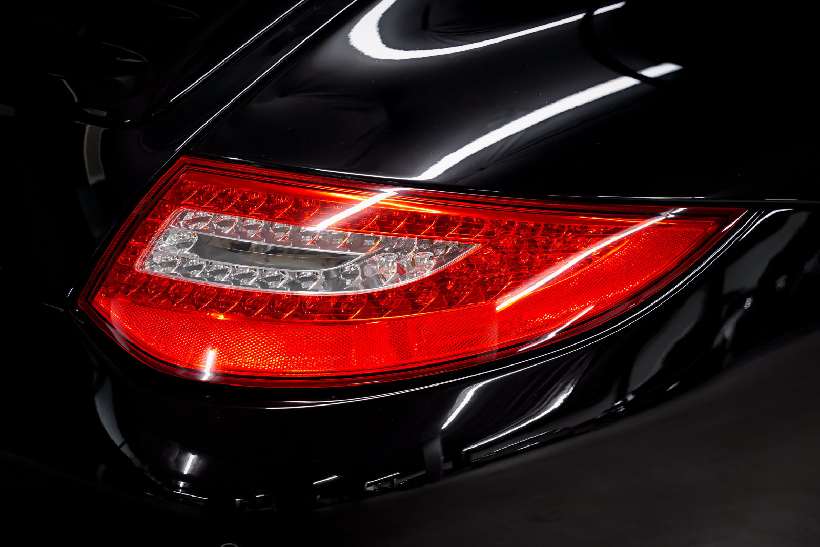 Used 2009 Porsche 911 Carrera S RWD image 34