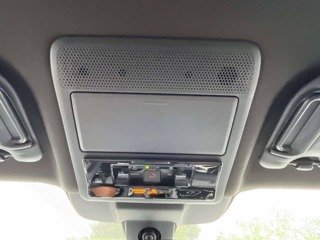 Used 2026 Toyota RAV4 AWD Plug-in Hybrid image 41