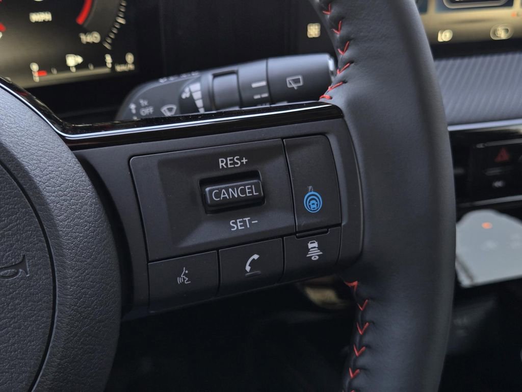 New 2026 Nissan Kicks SR FWD image 25