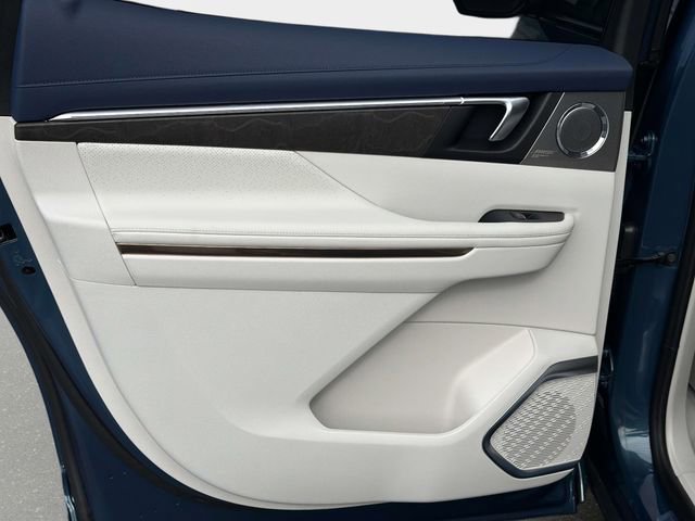 New 2026 Buick Enclave Avenir w/ Super Cruise Package image 12