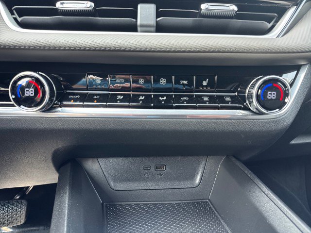 New 2026 Chevrolet Equinox LT w/ Convenience Package II image 14