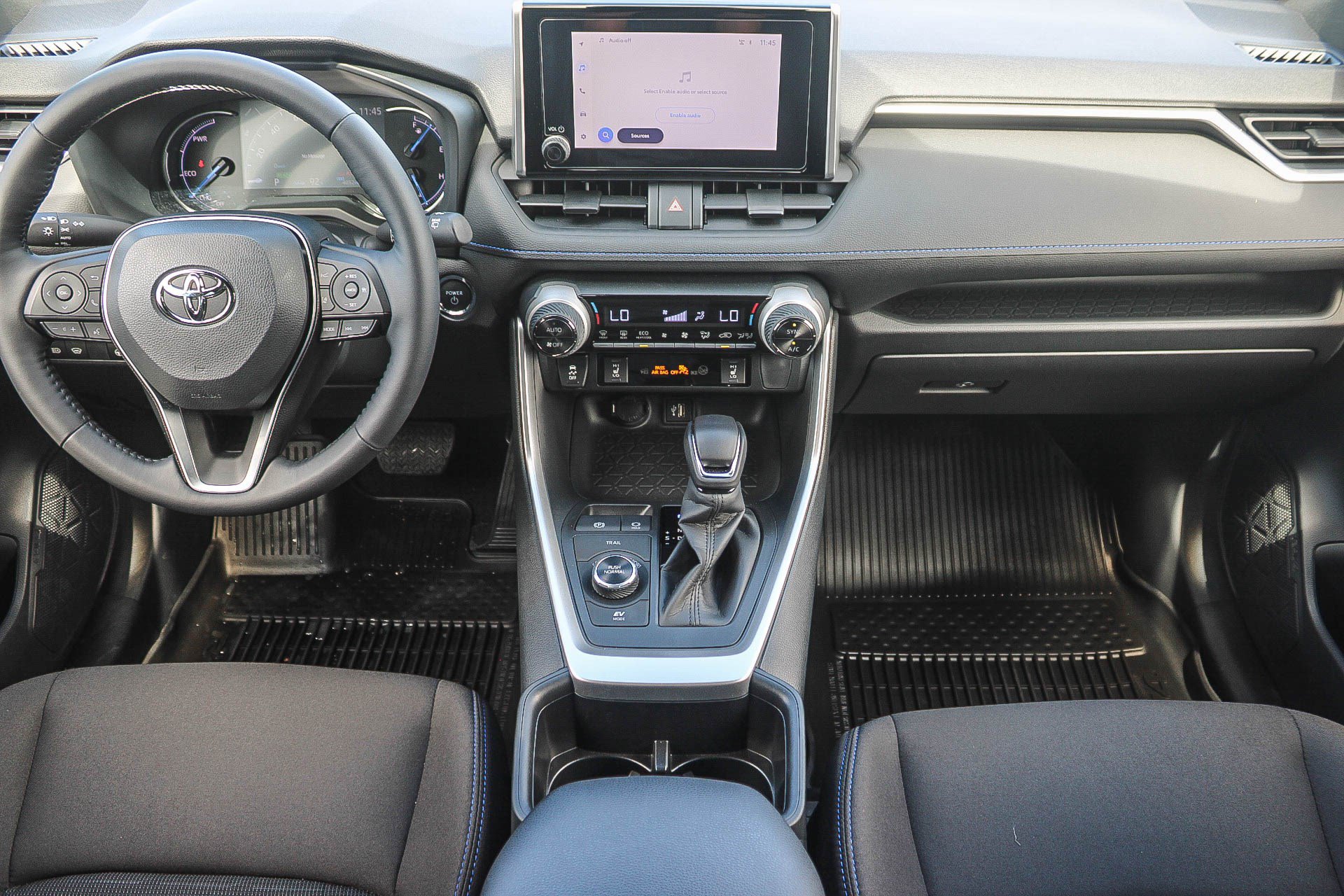 Used 2025 Toyota RAV4 SE w/ Convenience Package AWD/4WD image 13