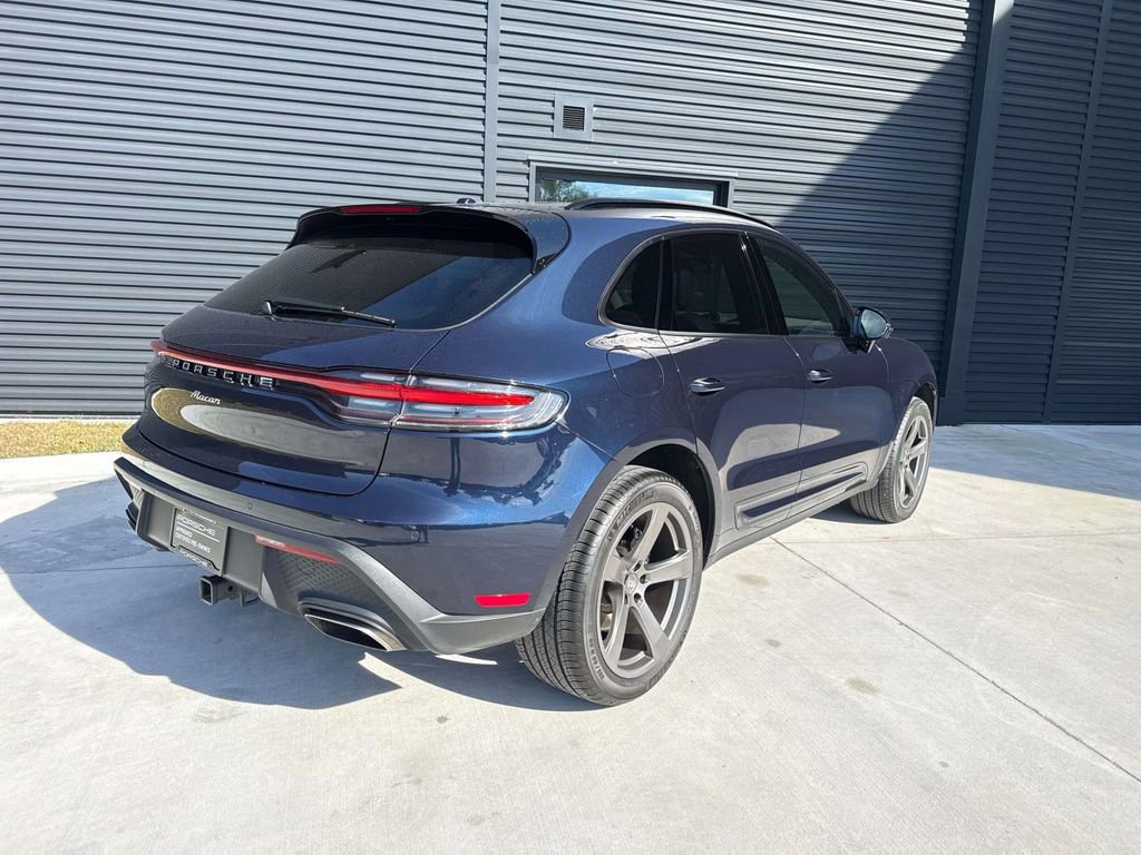 Certified 2023 Porsche Macan Turbo image 11