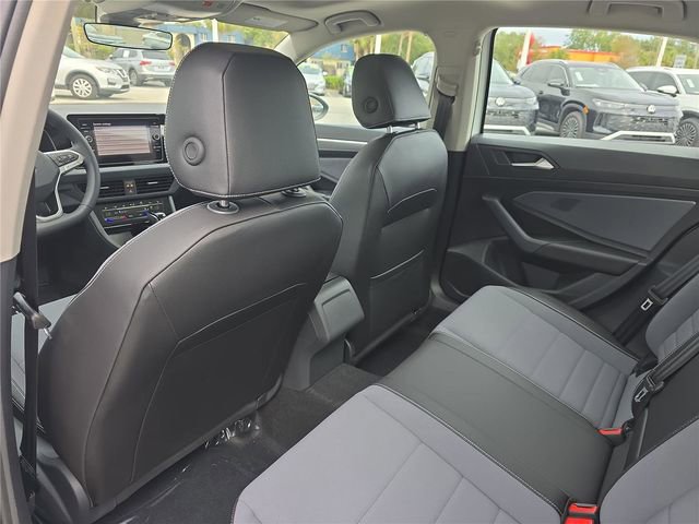 New 2026 Volkswagen Jetta SE image 10
