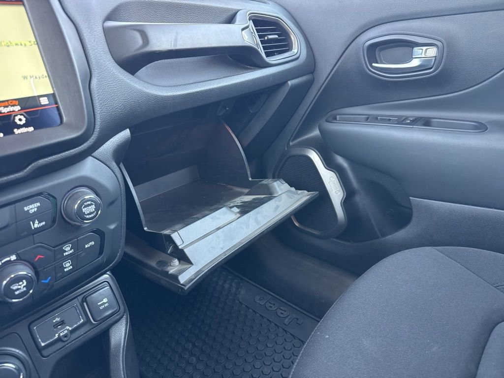 Used 2022 Jeep Renegade Latitude image 33