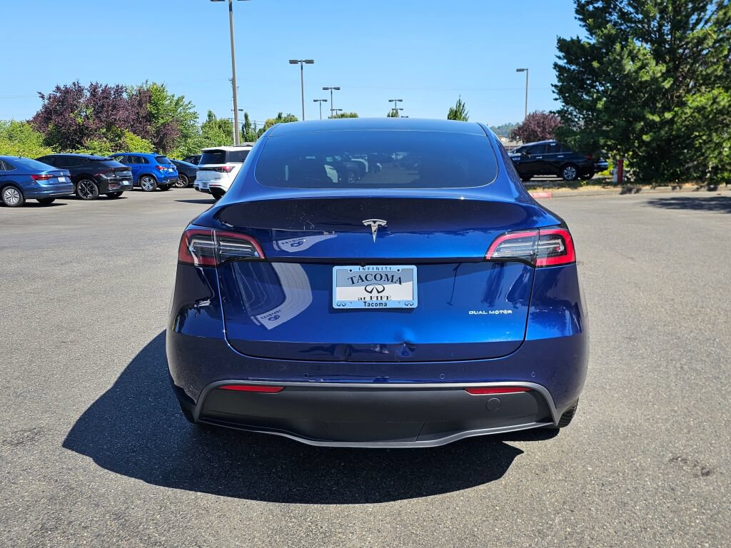 Used 2021 Tesla Model Y Long Range AWD/4WD image 6
