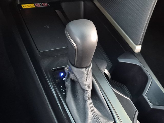 Used 2026 Toyota Camry SE FWD image 19