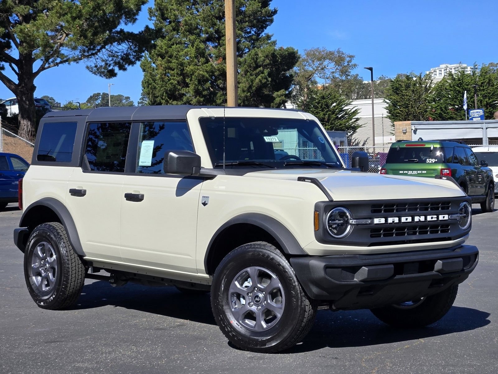 Used 2026 Ford Bronco Big Bend AWD/4WD image 2