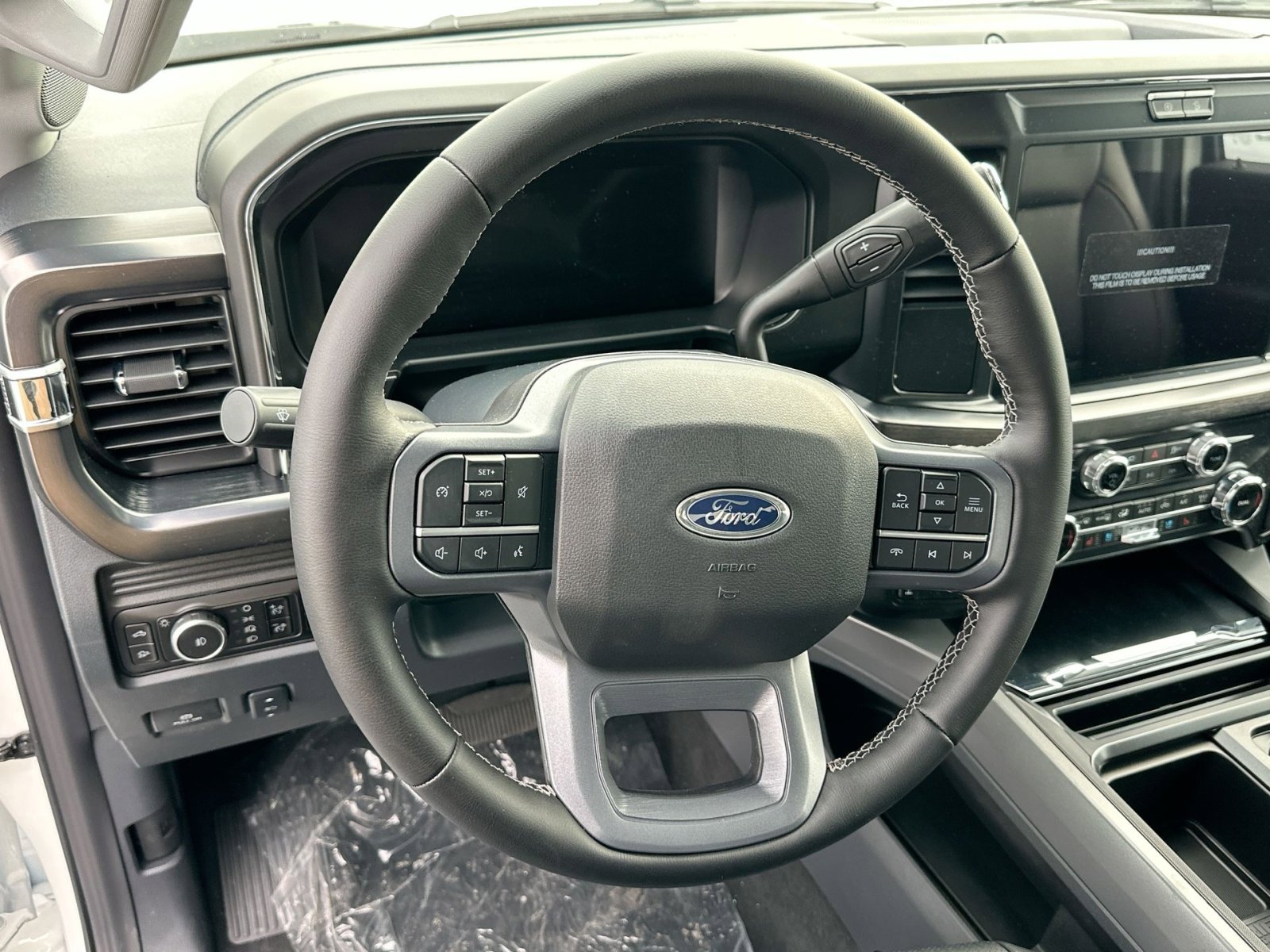 New 2026 Ford F250 Lariat w/ FX4 Off-Road Package image 18