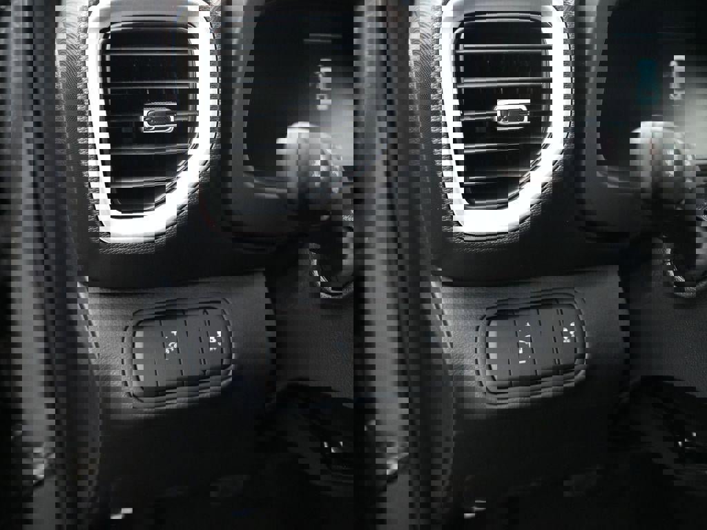 New 2026 Hyundai Venue SEL image 11