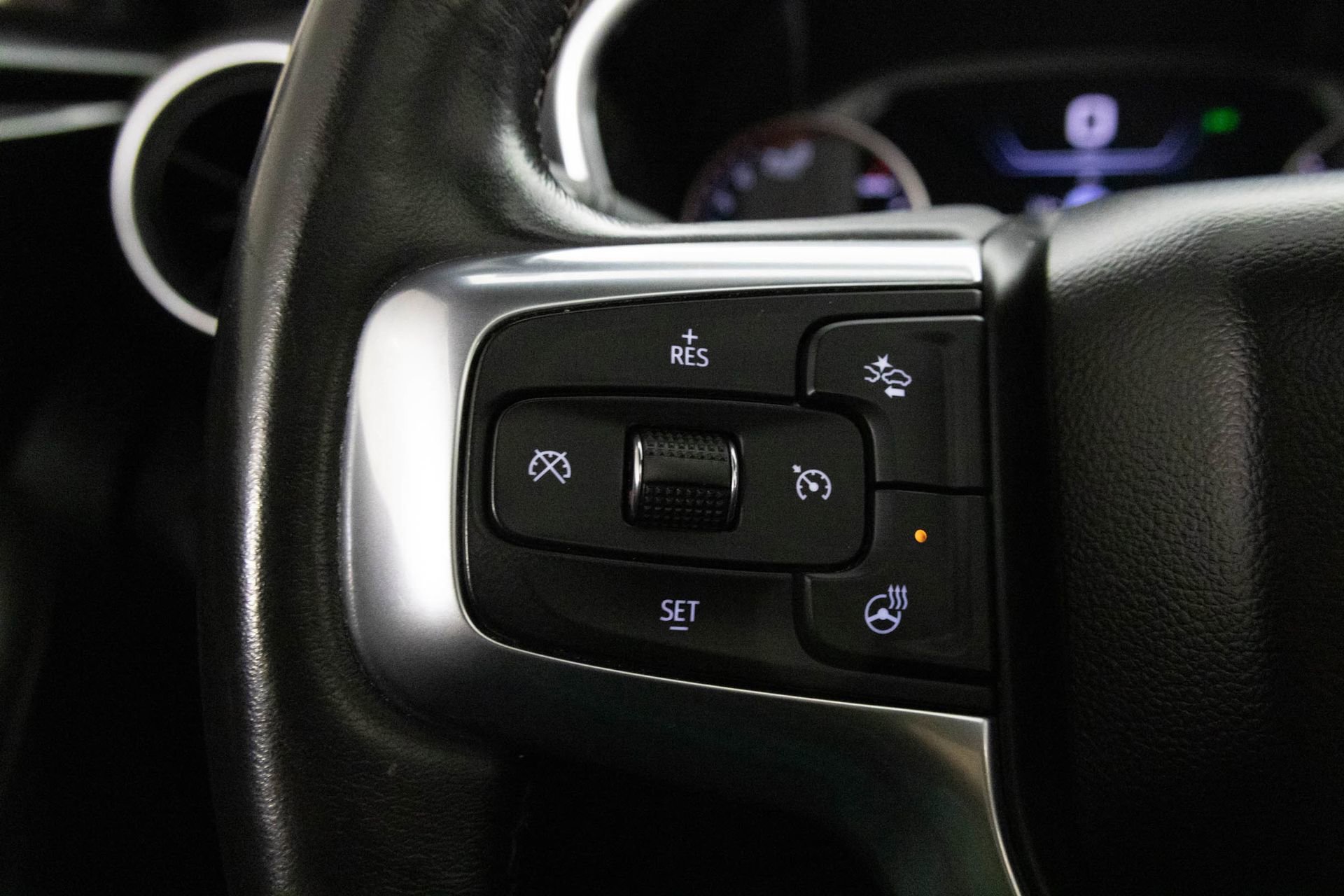 Used 2020 Chevrolet Blazer Premier w/ Driver Confidence II Package image 29