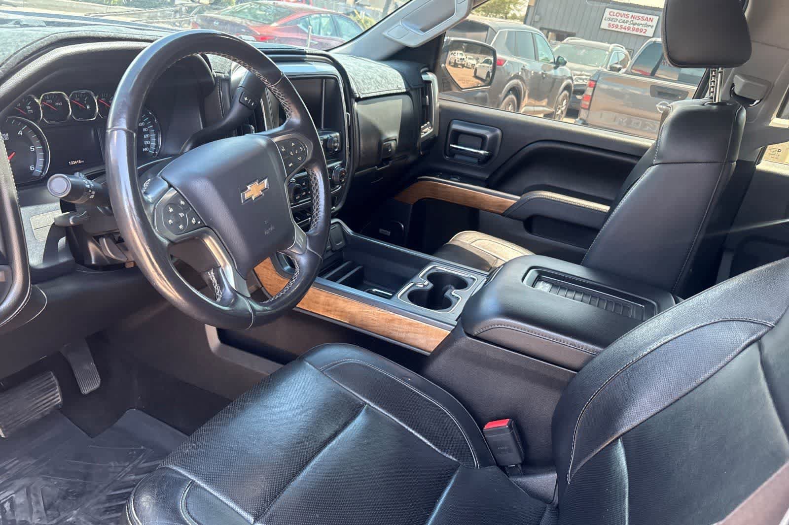 Used 2016 Chevrolet Silverado 1500 LTZ w/ LTZ Plus Package AWD/4WD image 14
