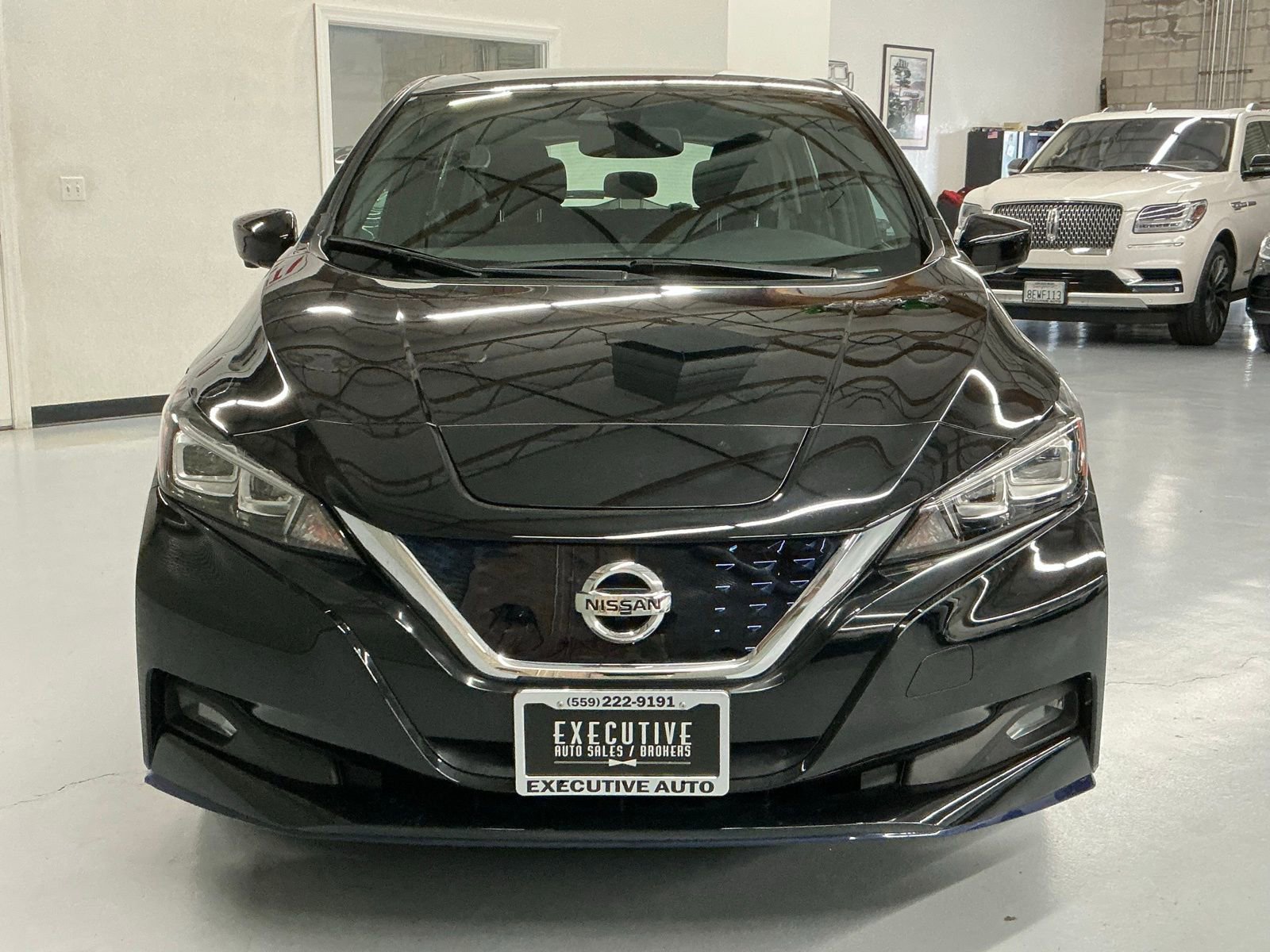 Used 2022 Nissan Leaf SV Plus image 2