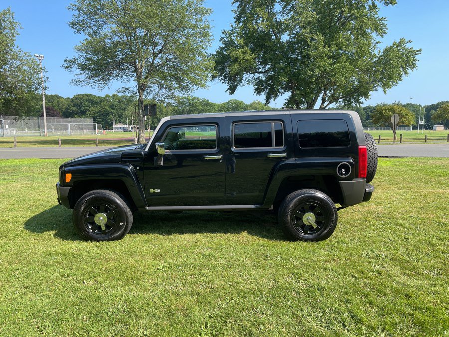 Used 2008 HUMMER H3 w/ Chrome Appearance Package AWD/4WD image 29