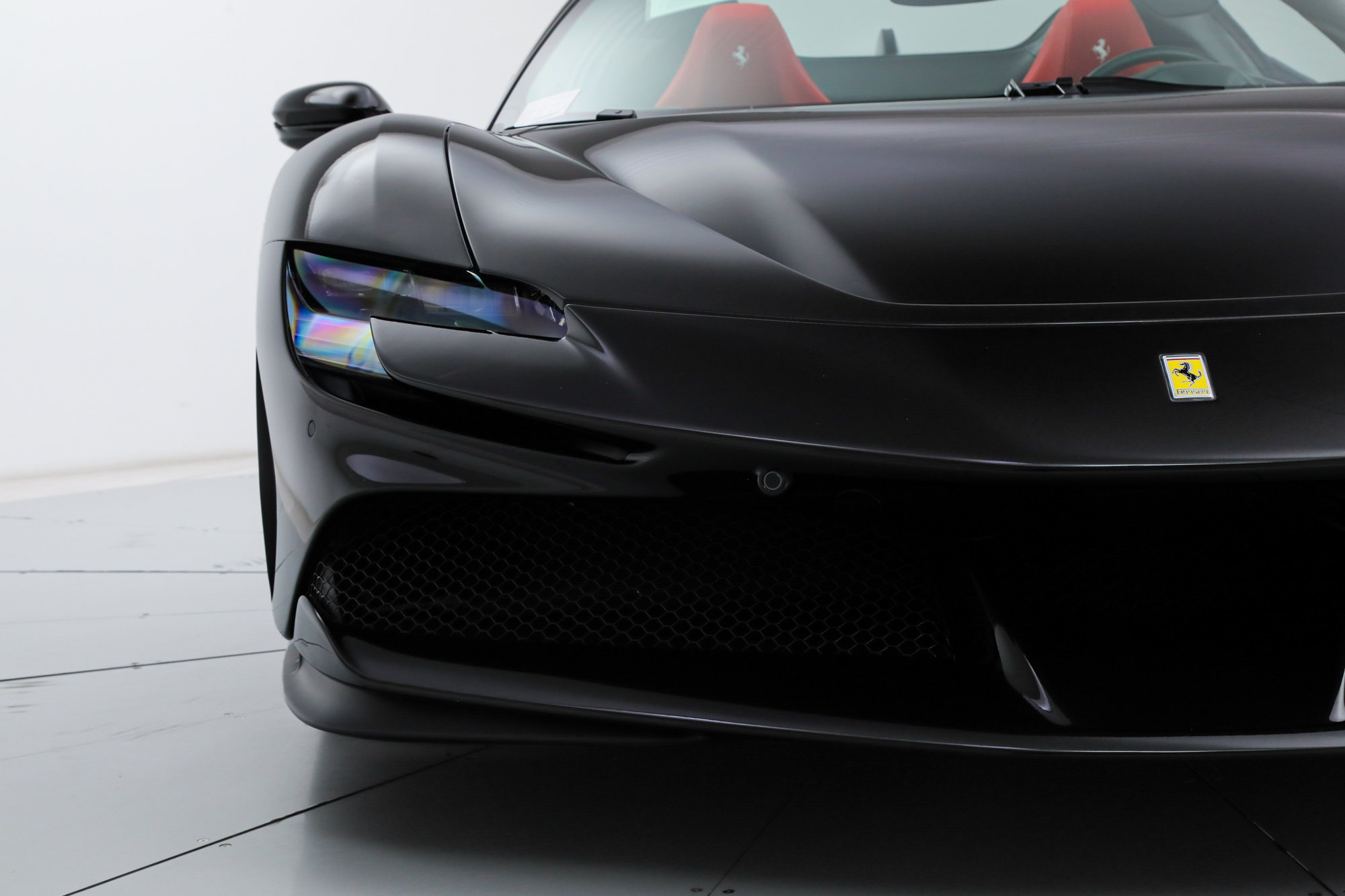 Certified 2022 Ferrari SF90 Spider AWD/4WD image 18