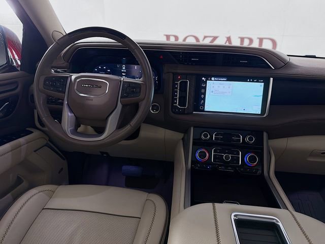 Used 2023 GMC Yukon Denali w/ Advanced Technology Package AWD/4WD image 28