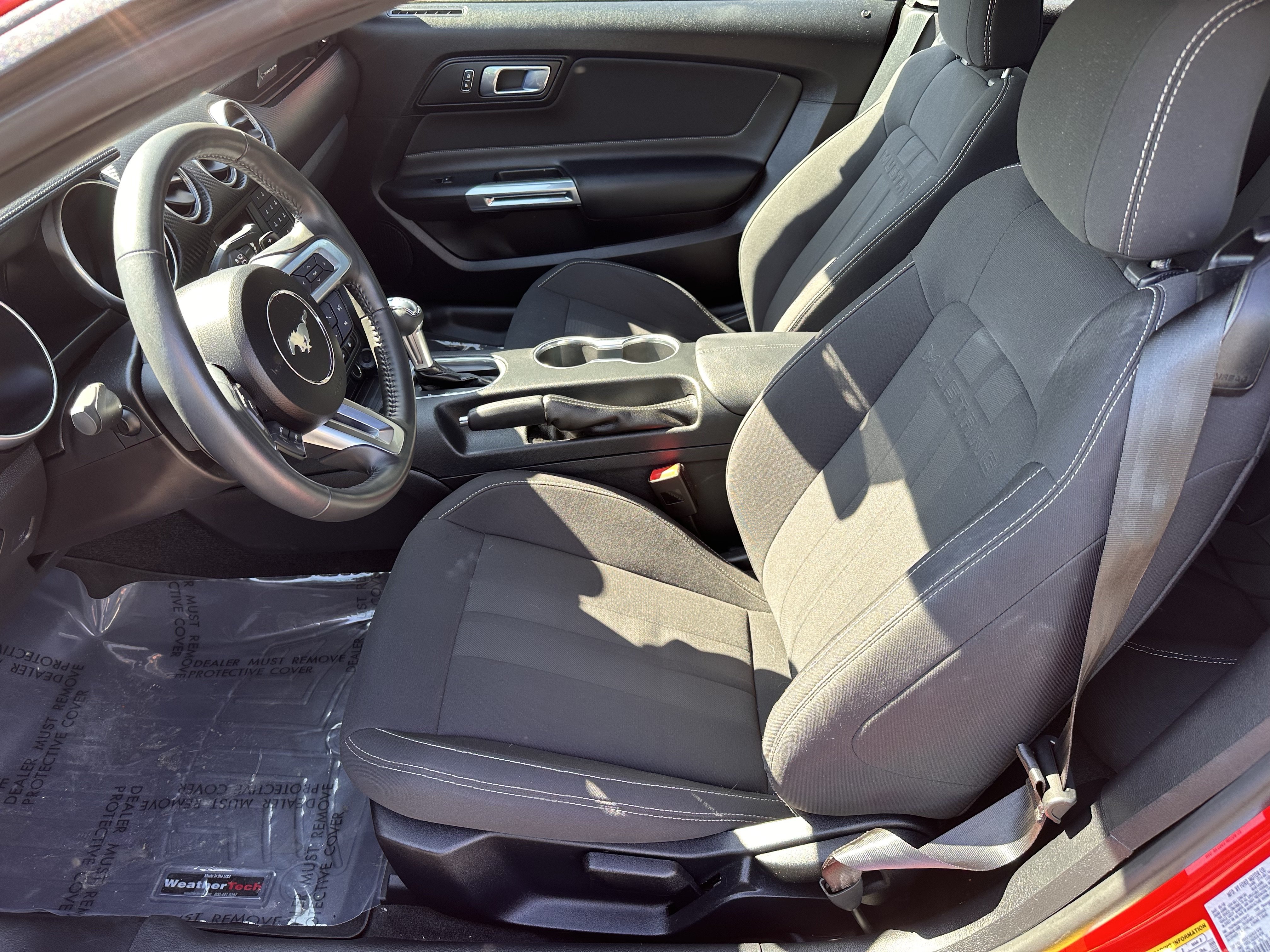 Used 2018 Ford Mustang Convertible RWD image 10