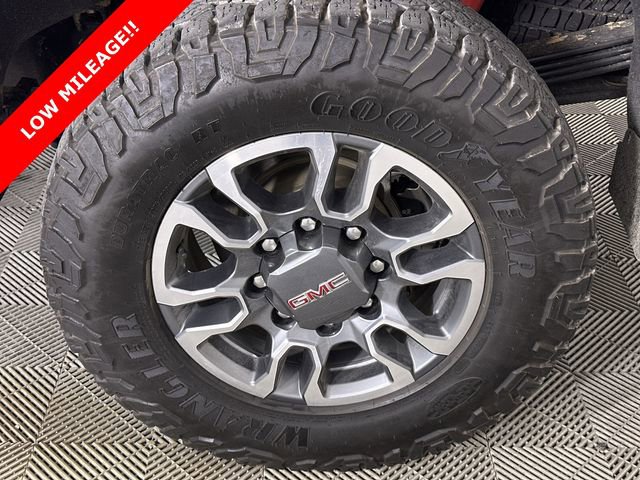 Used 2024 GMC Sierra 2500 SLE w/ SLE Convenience Package image 34