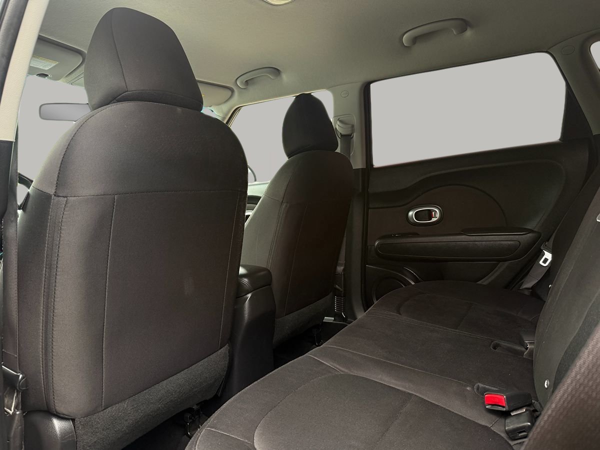 Used 2019 Kia Soul FWD image 15
