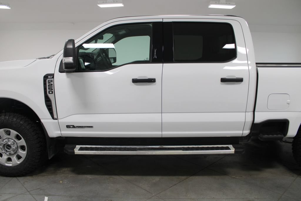 Used 2023 Ford F250 XLT w/ Camper Package AWD/4WD image 6