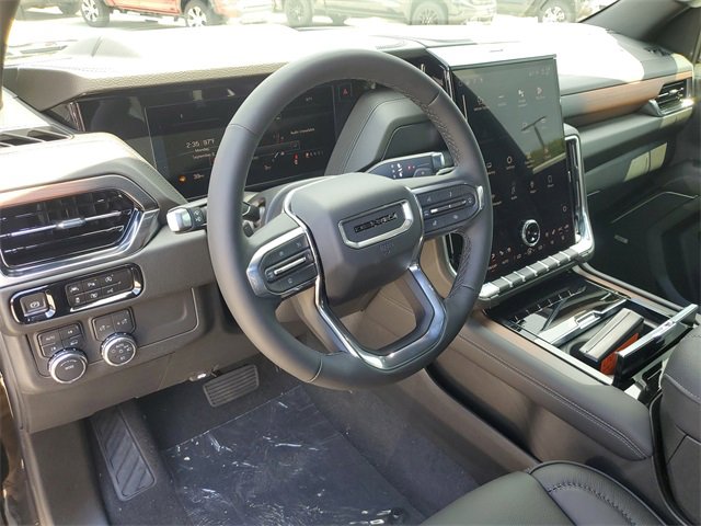 New 2025 GMC Yukon XL Denali w/ LPO, Illumination Package image 10