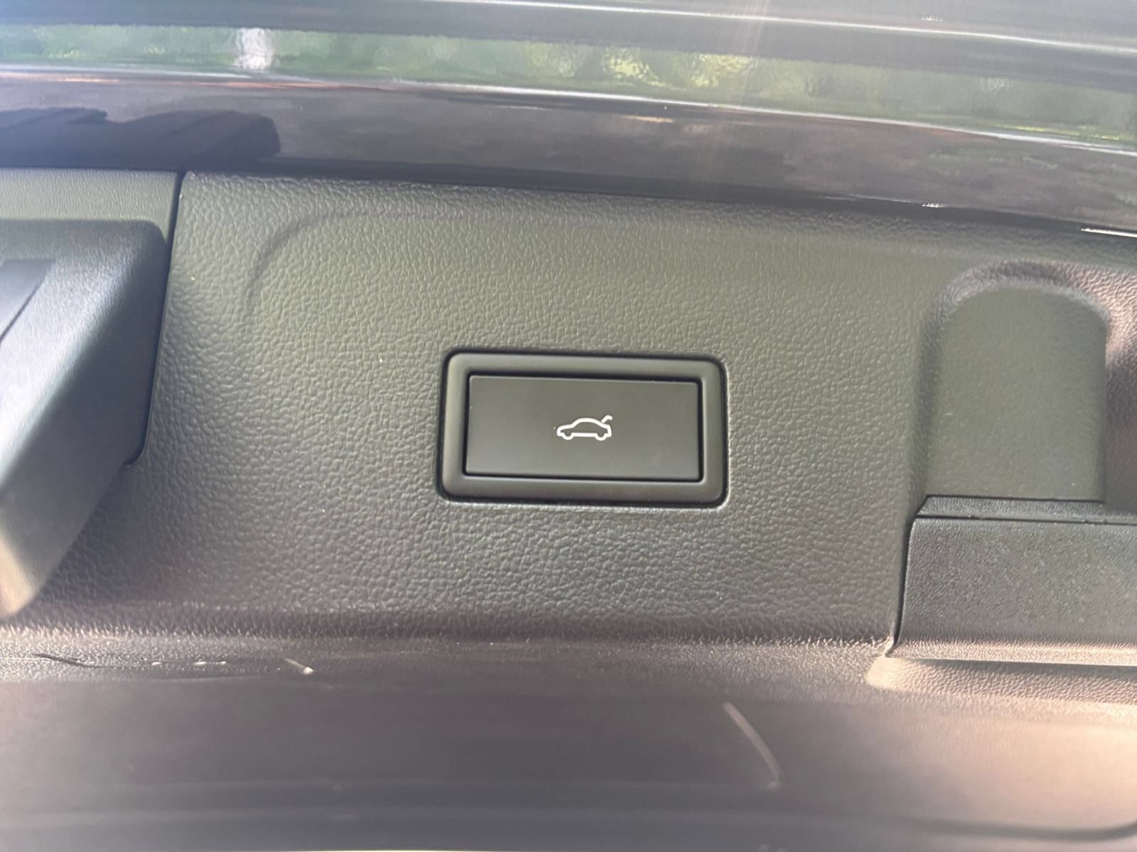 Used 2026 Volkswagen Atlas SE FWD image 24